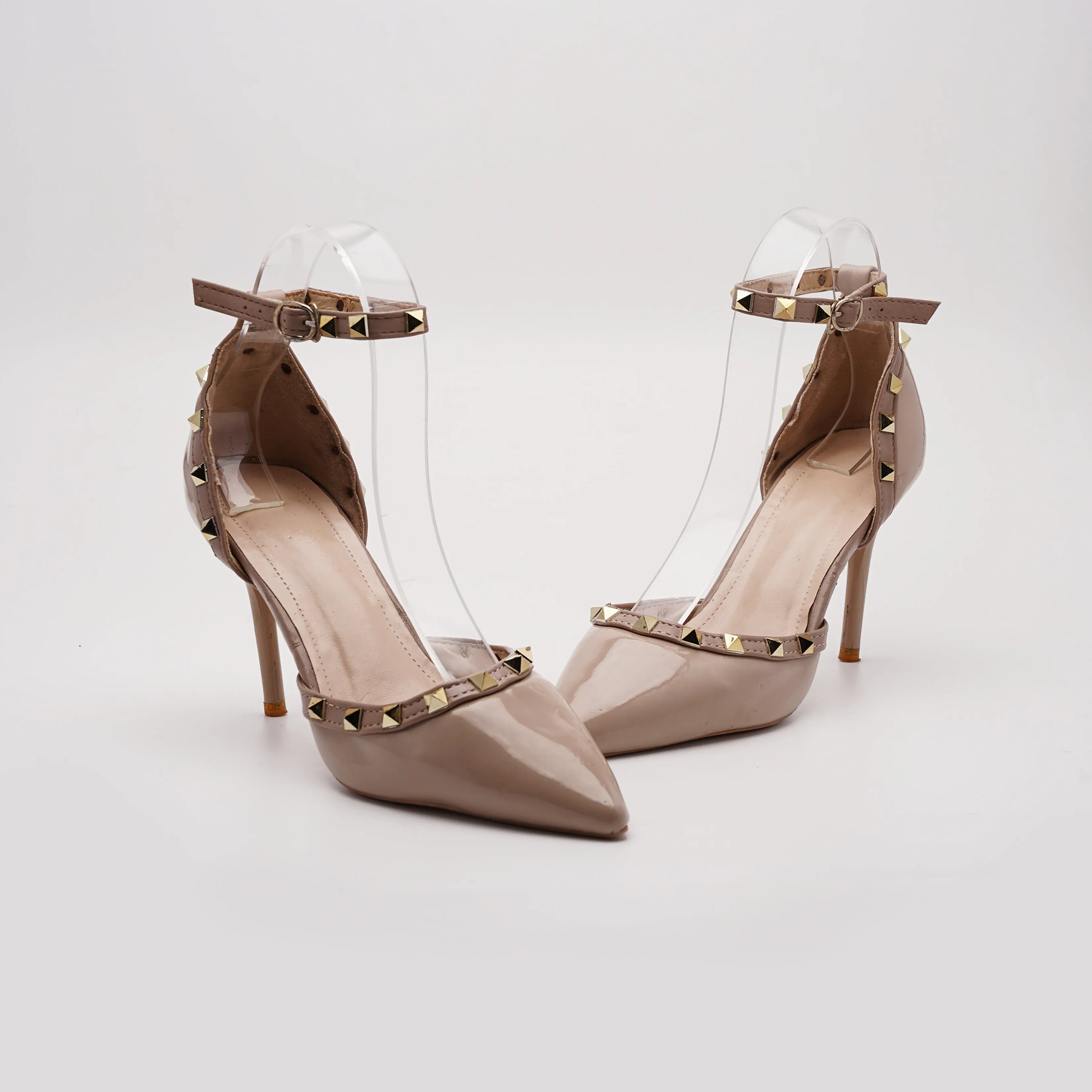 European Pointed Toe Heel