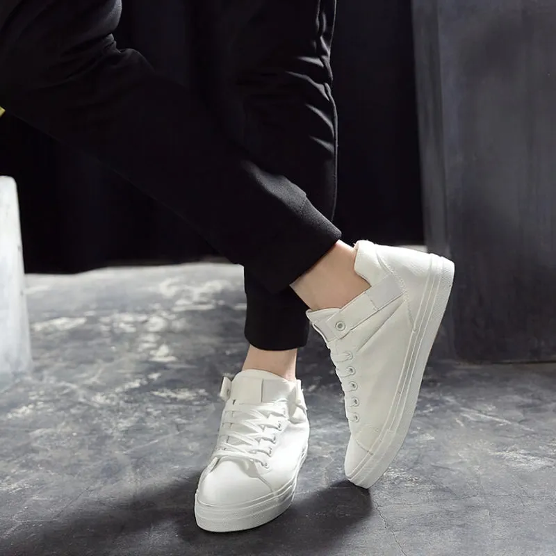 Fashion Breathable Men's Casual Sneakers / Cool Street Classic Canvas Shoes