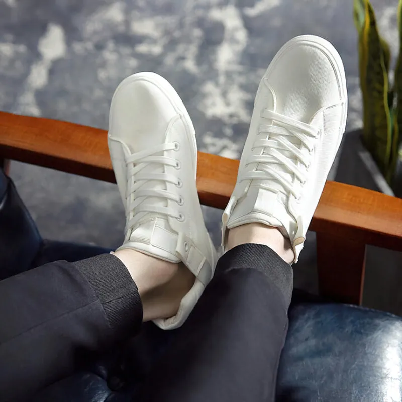 Fashion Breathable Men's Casual Sneakers / Cool Street Classic Canvas Shoes