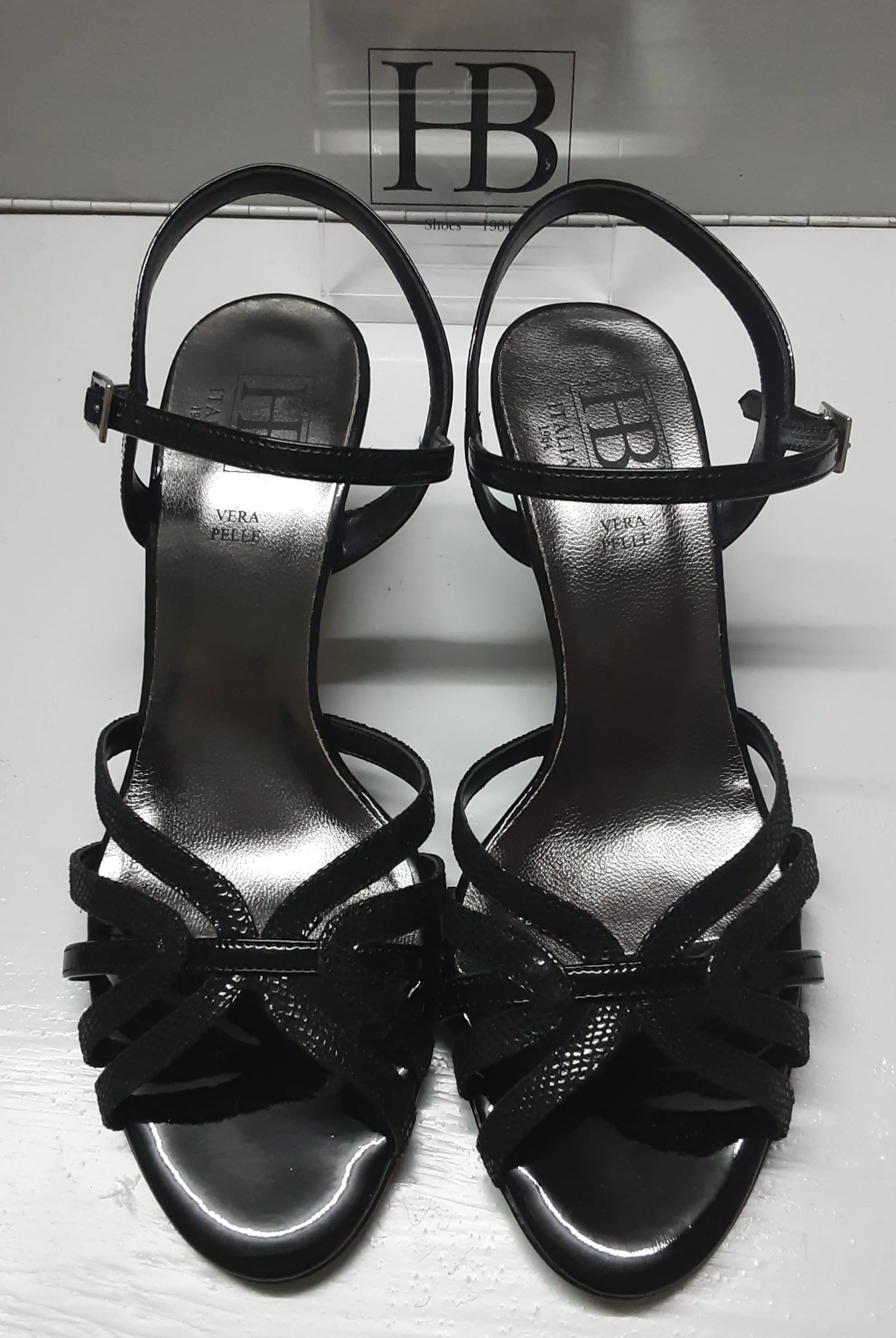 HB Italia - 860 STEFANIA SANDAL - Black