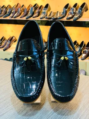 SHINY TASSEL LOAFERS