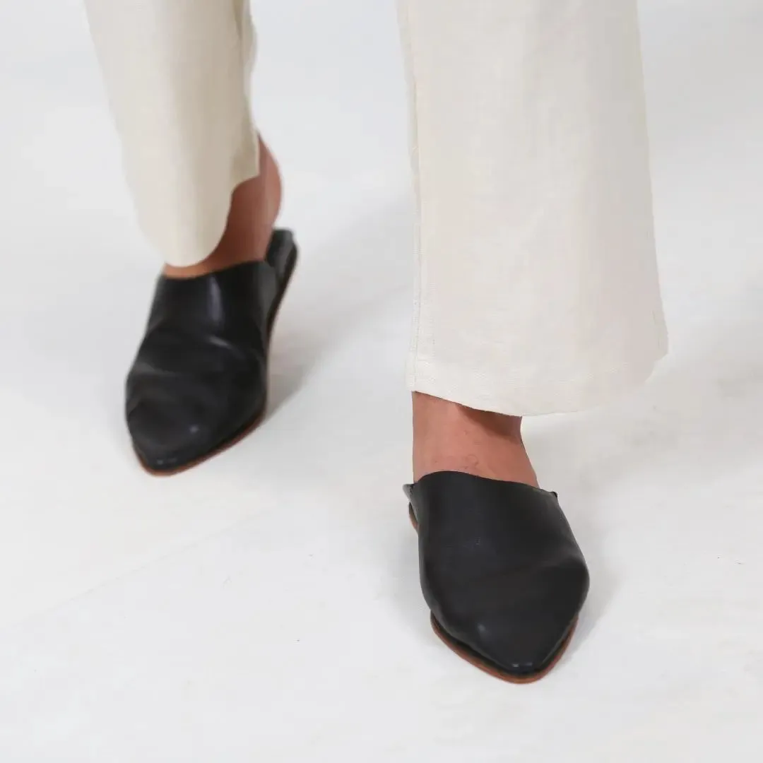 Unisex Handmade Black Leather Slippers